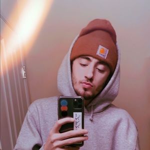 Meet your Posher, Dylan